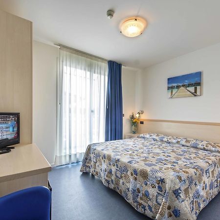 Hotel Minerva لينانو سابيادورو المظهر الخارجي الصورة