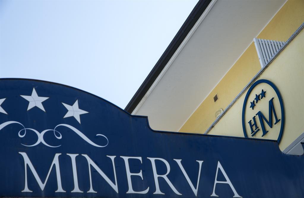 Hotel Minerva لينانو سابيادورو المظهر الخارجي الصورة