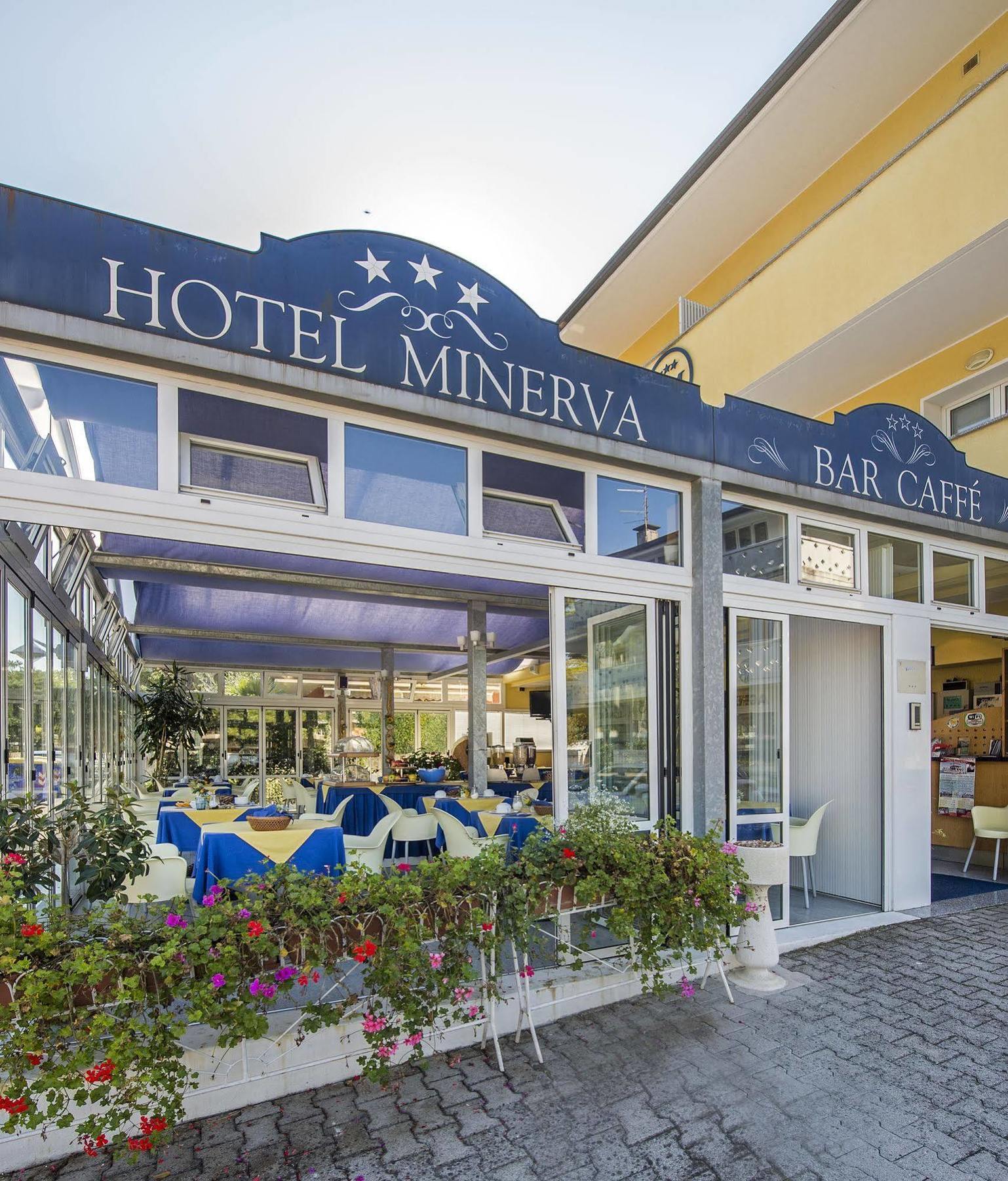 Hotel Minerva لينانو سابيادورو المظهر الخارجي الصورة